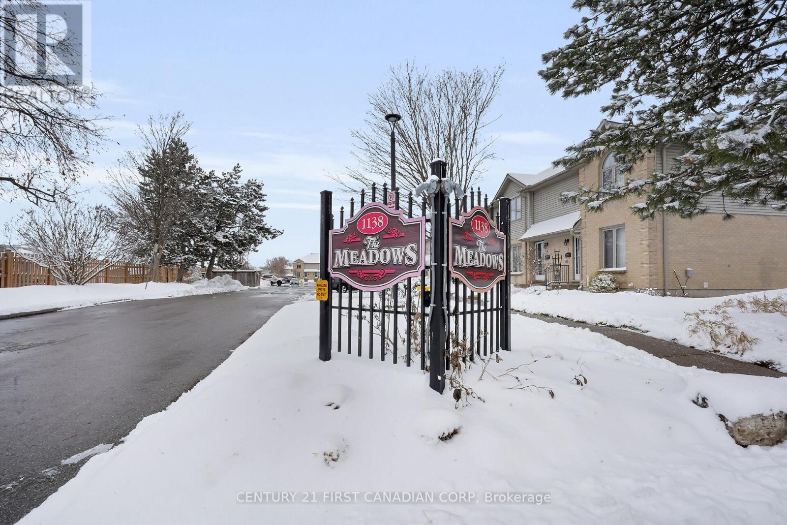 18 - 1138 KIPPS LANE E, London East (East A)