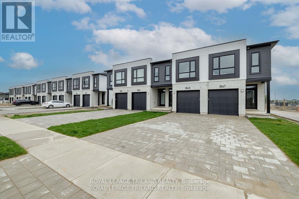 1867 DALMAGARRY ROAD, London North (North E)