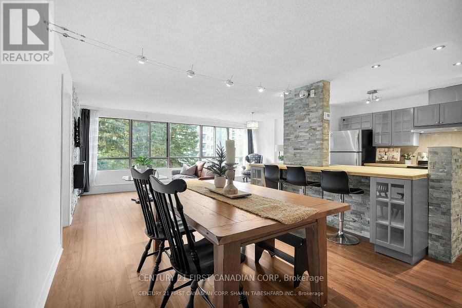 407 - 570 PROUDFOOT LANE, London North (North N)