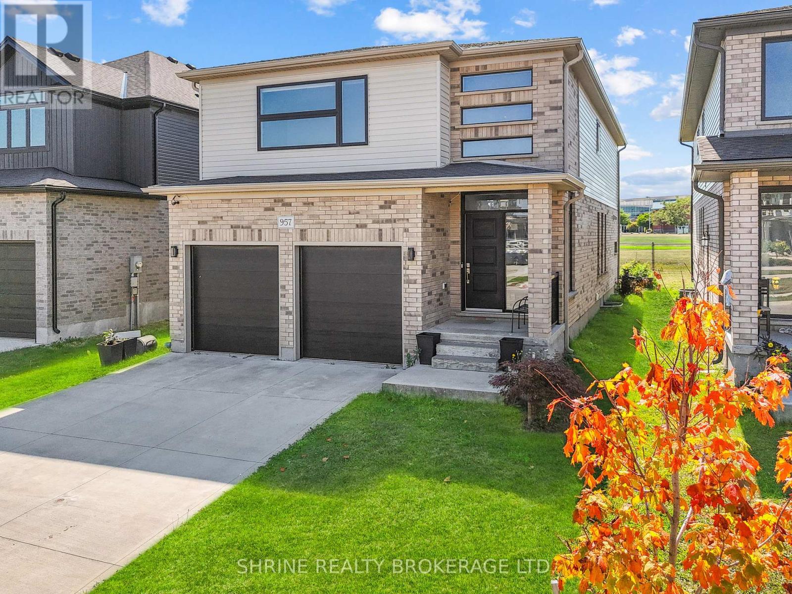 957 HOLTBY COURT, London North (North E)