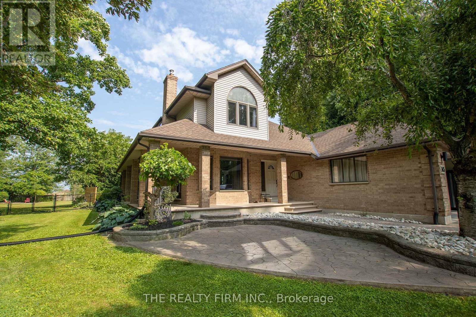 145 WALKER STREET, West Elgin (West Lorne)