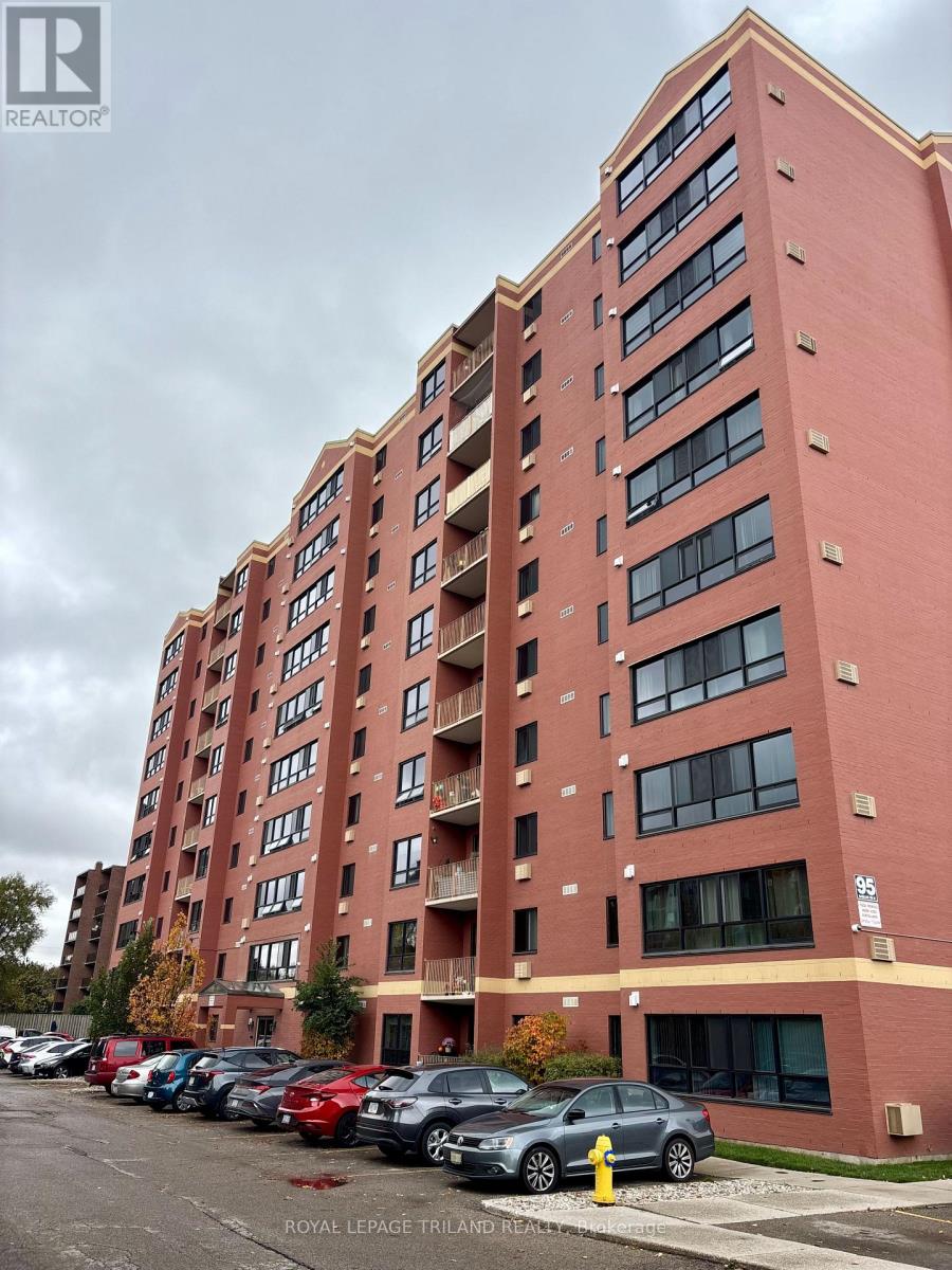 507 - 95 BASELINE ROAD W, London South (South E)