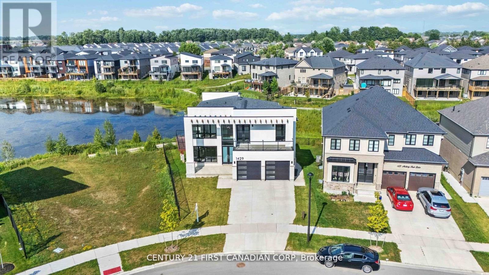 1429 MEDWAY PARK DRIVE, London North (North S)