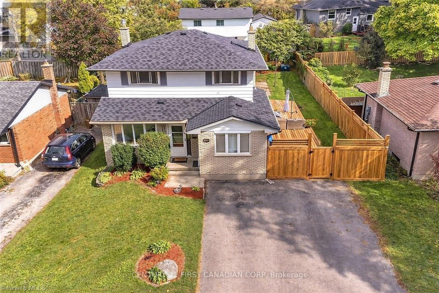 696 GRIFFITH STREET, London South (South K)