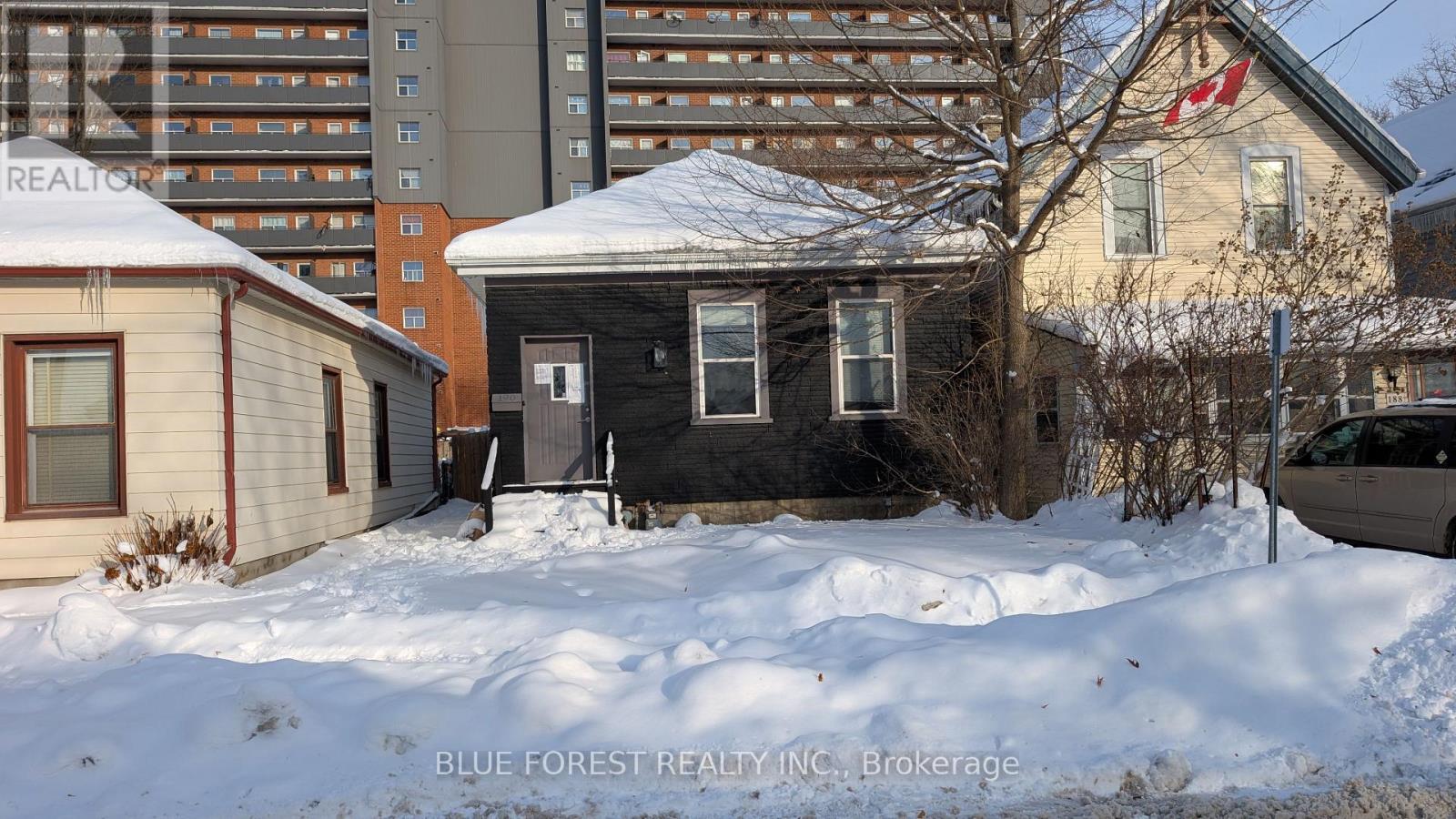 190 CLARENCE STREET, London East (East K)