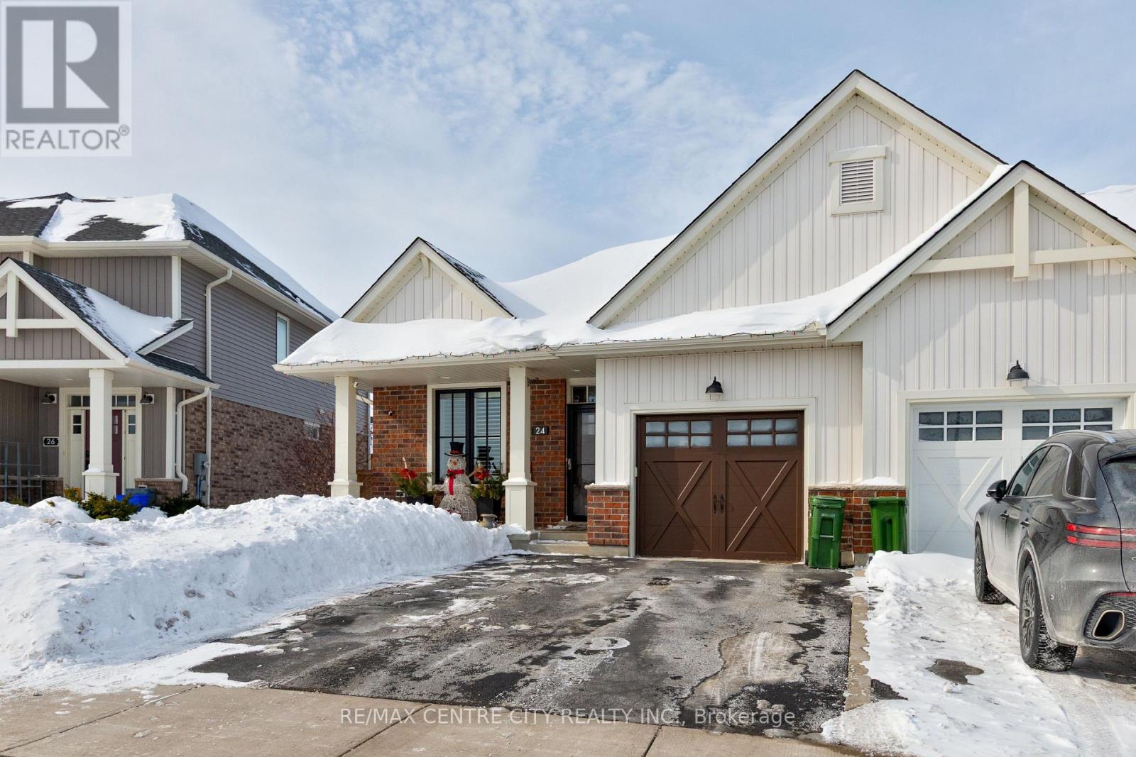 24 RENAISSANCE DRIVE, St. Thomas