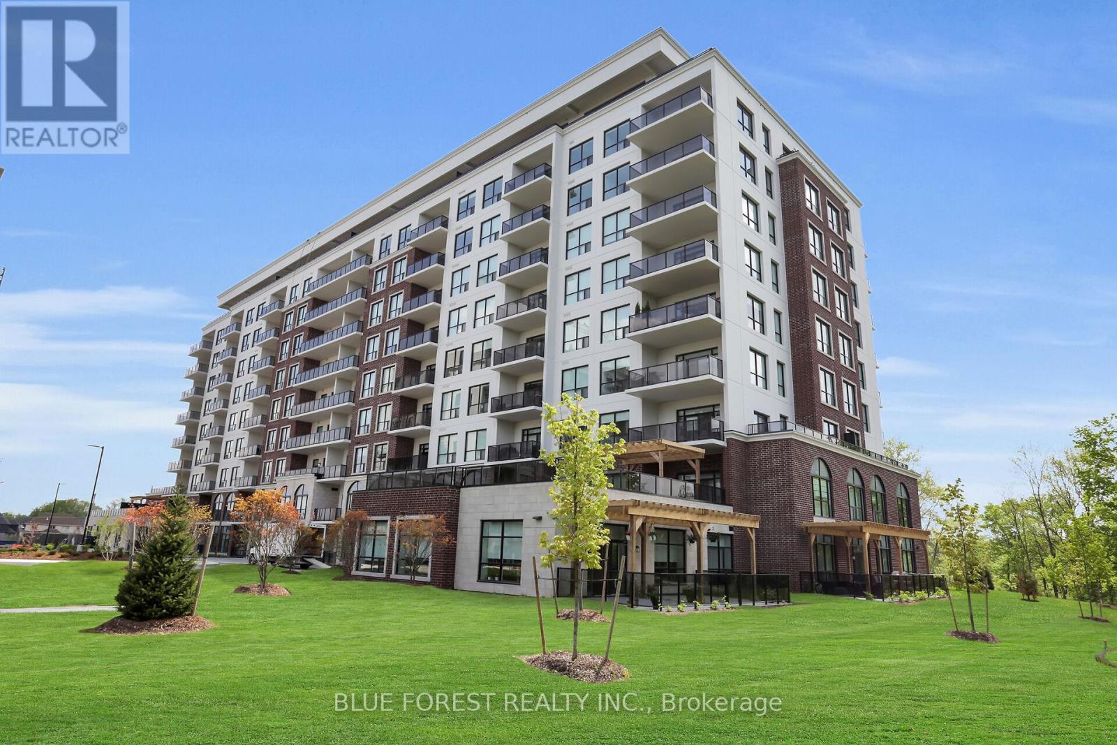 107 - 460 CALLAWAY ROAD, London North (North R)