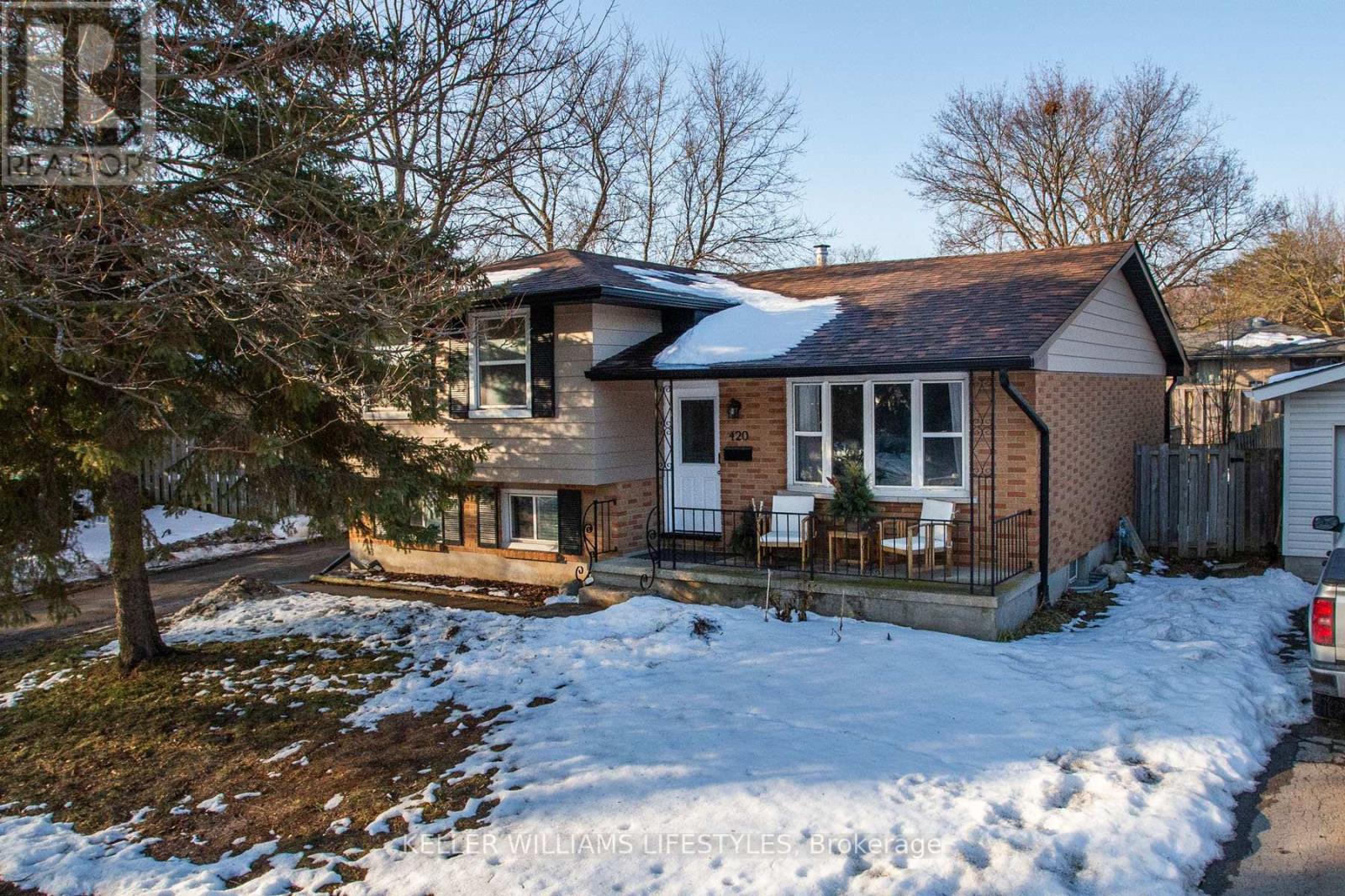 420 CASTLEGROVE BOULEVARD, London North (North K)