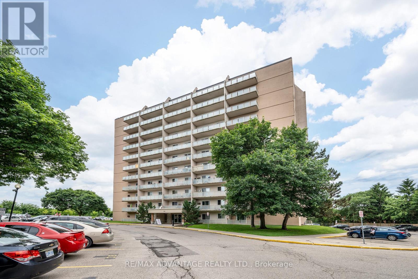 806 - 563 MORNINGTON AVENUE, London East (East G)