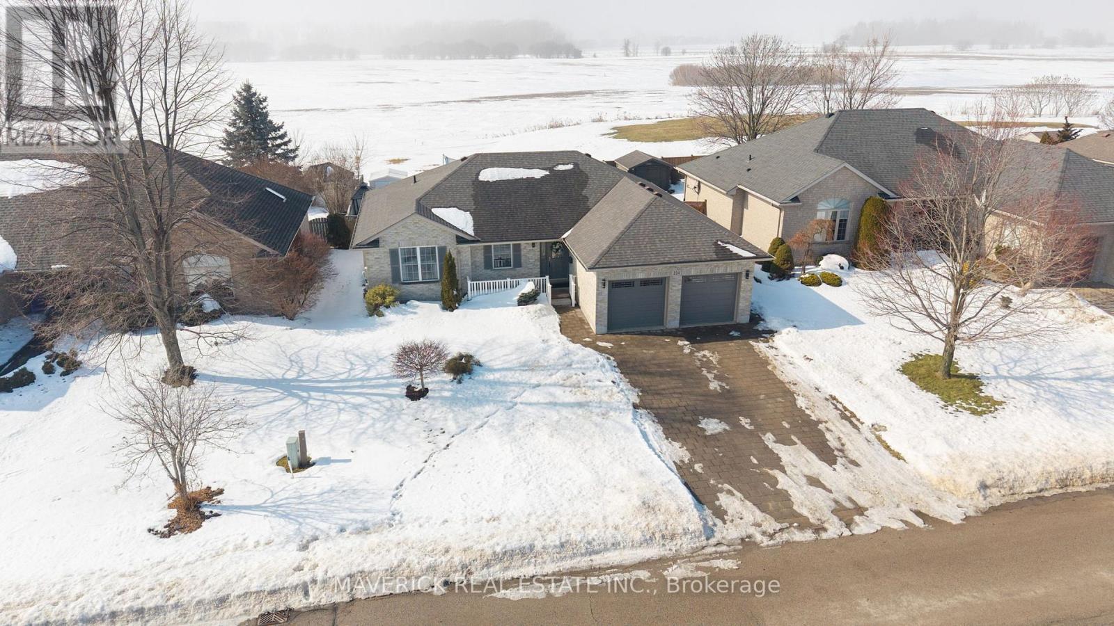 224 SNYDERS AVENUE, Central Elgin (Belmont)