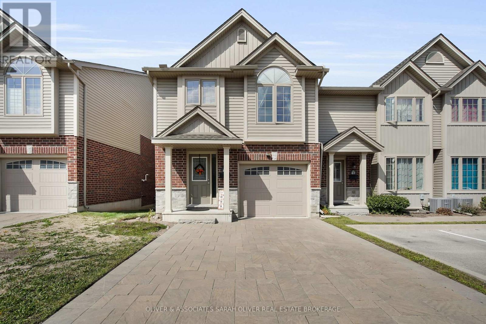 85 - 1010 FANSHAWE PARK ROAD E, London North (North C)