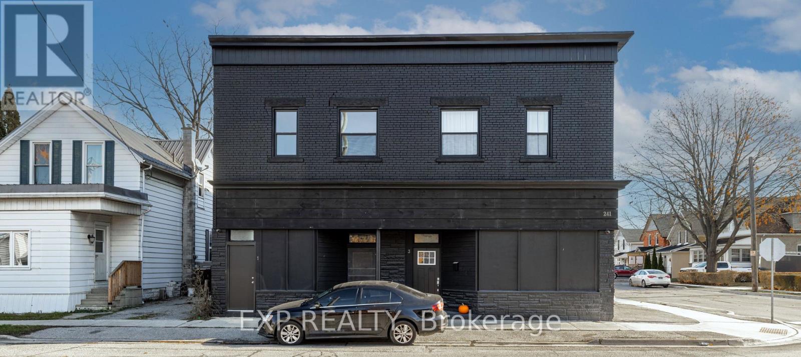 241 ROSS STREET, St. Thomas