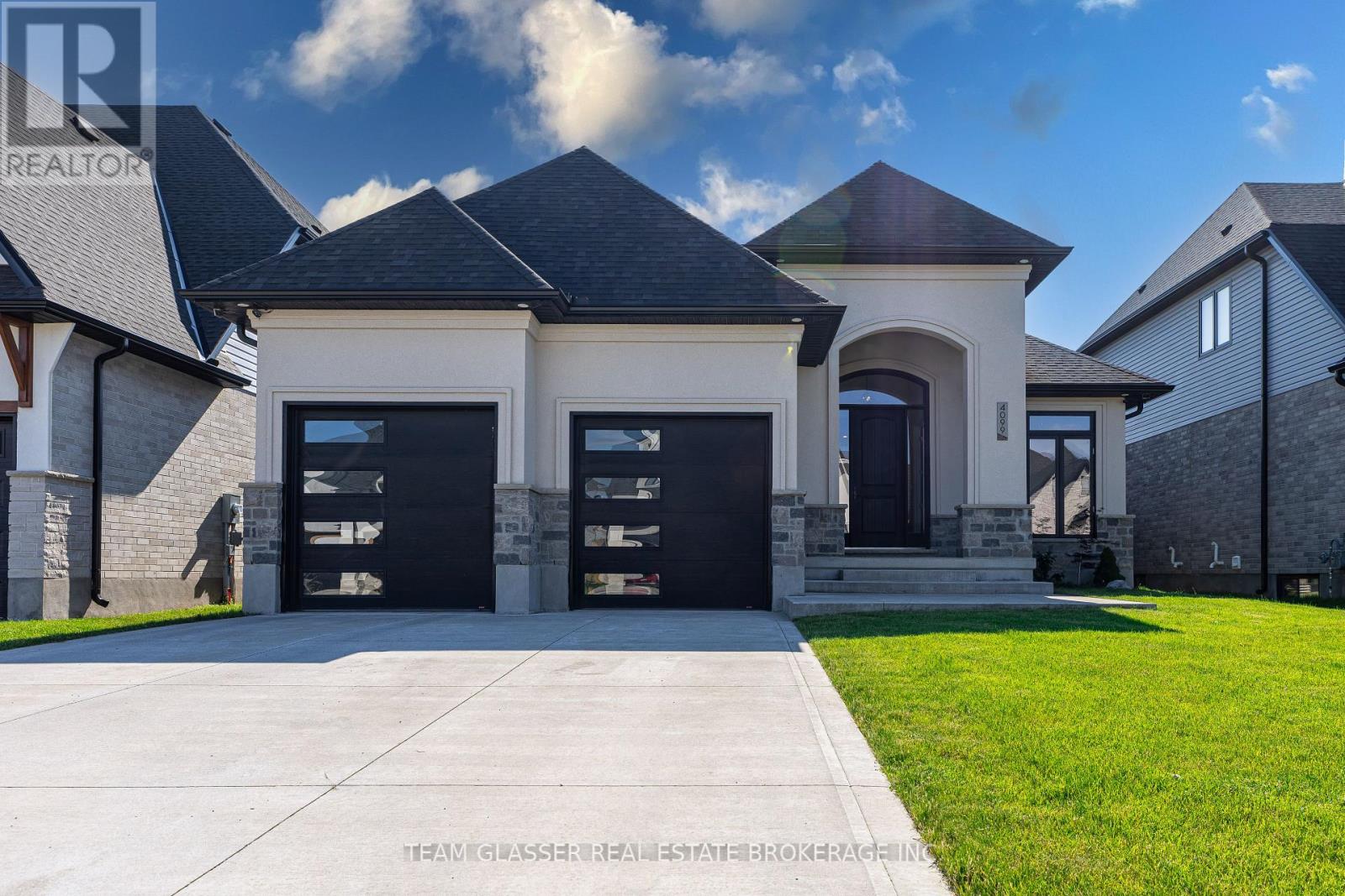 4099 SUGARMAPLE CROSSING, London South (South V)