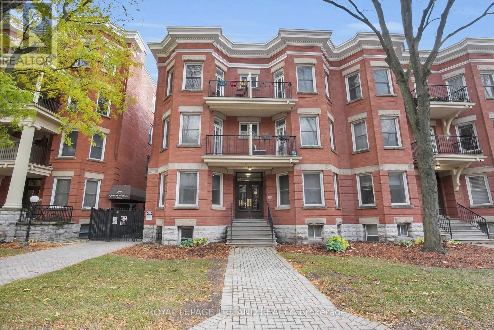 204 - 275 QUEENS AVENUE, London East (East F)