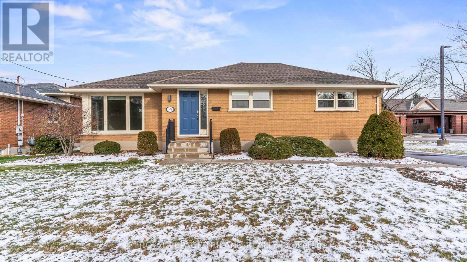 374 ELM STREET, St. Thomas