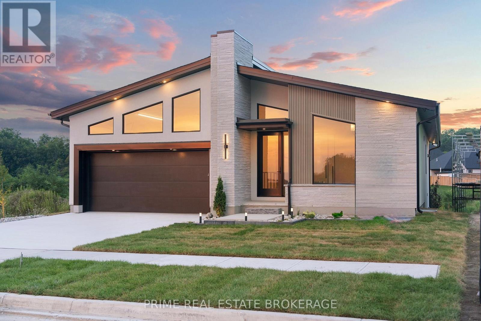 4094 FALLINGBROOK ROAD, London South (South V)