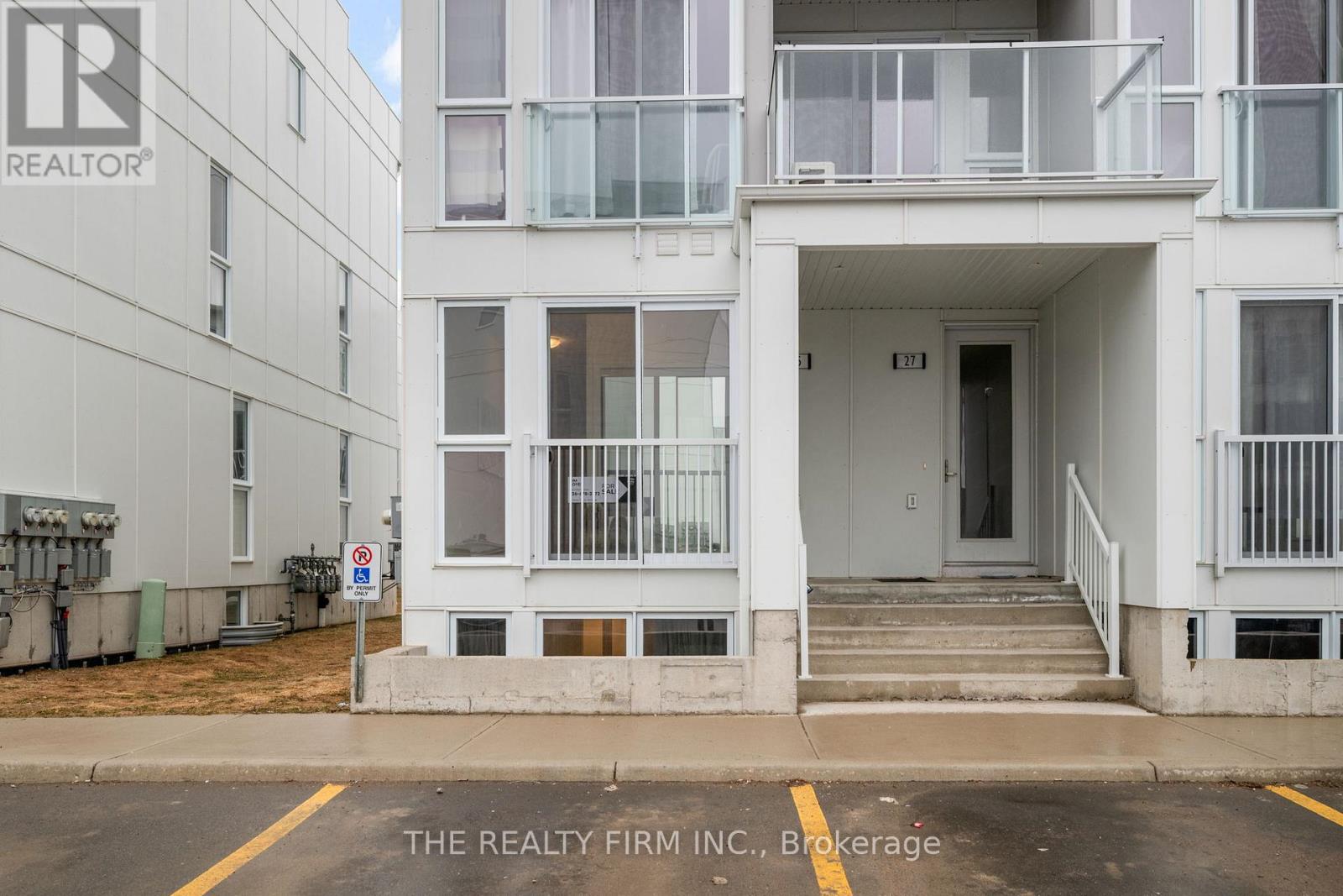 25 - 234 EDGEVALLEY ROAD, London East (East D)