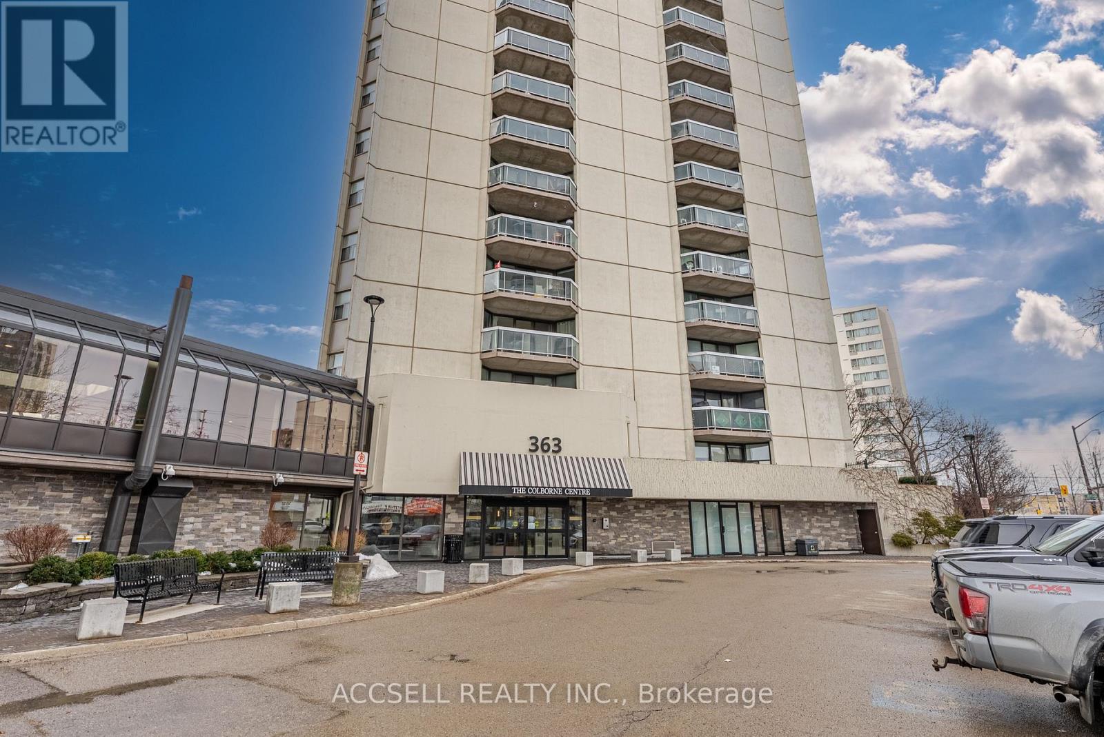 1505 - 363 COLBORNE STREET, London East (East K)