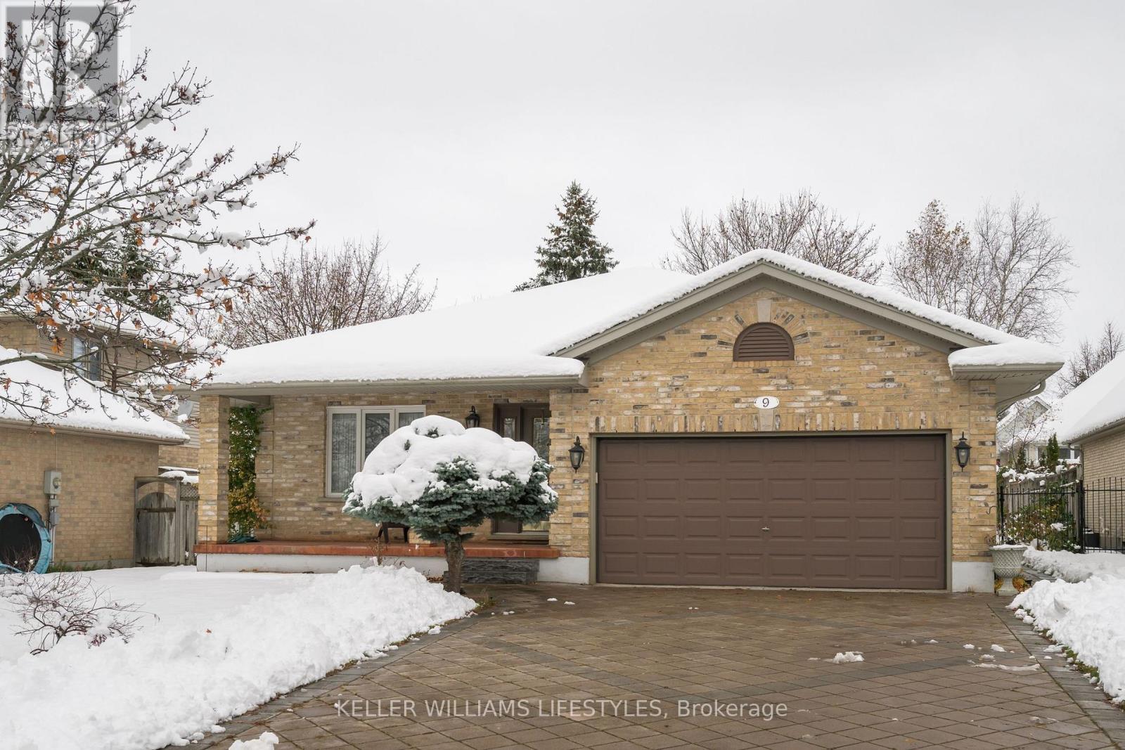 9 TOOHEY LANE, London North (North A)