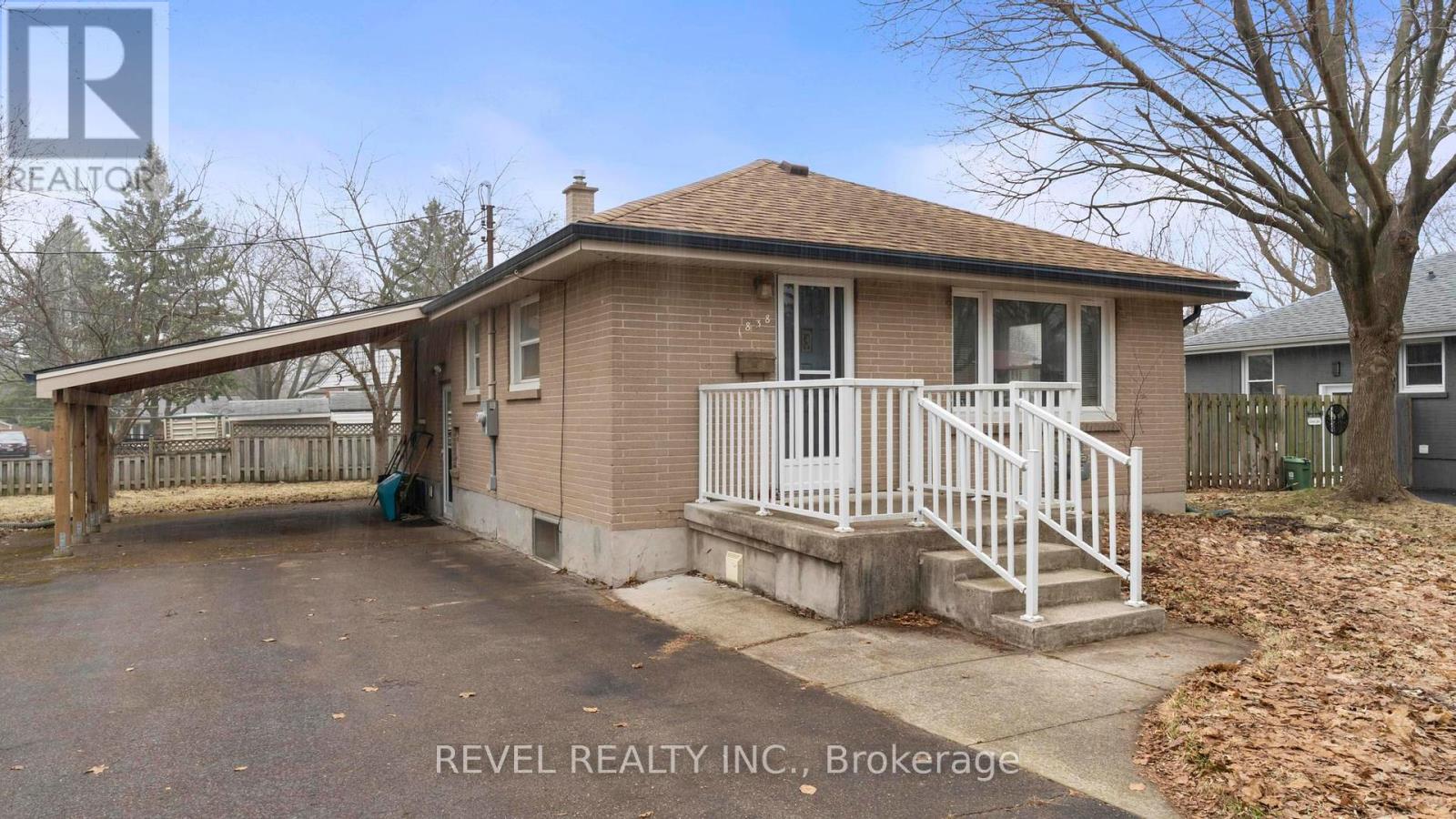 1838 ROYAL CRESCENT, London East (East H)