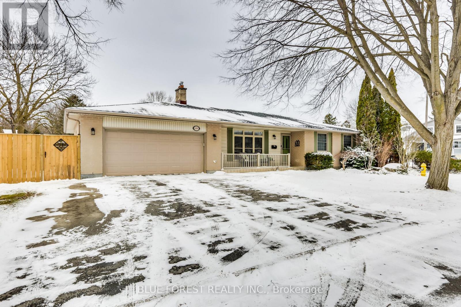 1089 VISCOUNT ROAD, London South (South M)