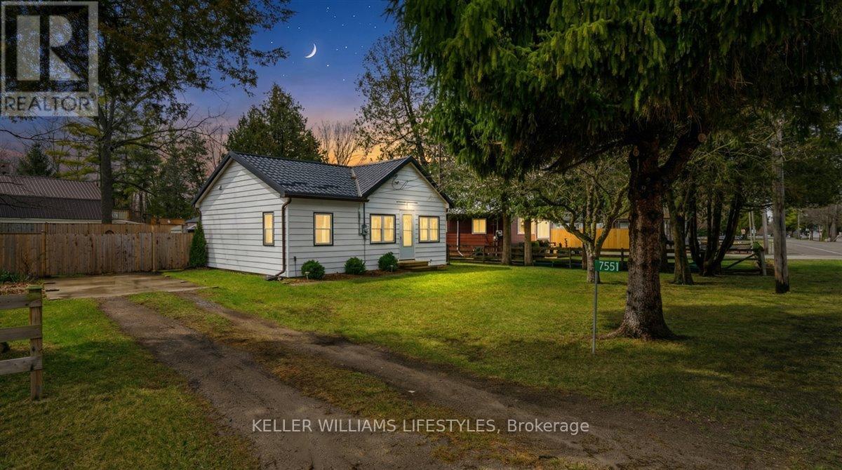 7551 RIVERSIDE DRIVE, Lambton Shores (Port Franks)