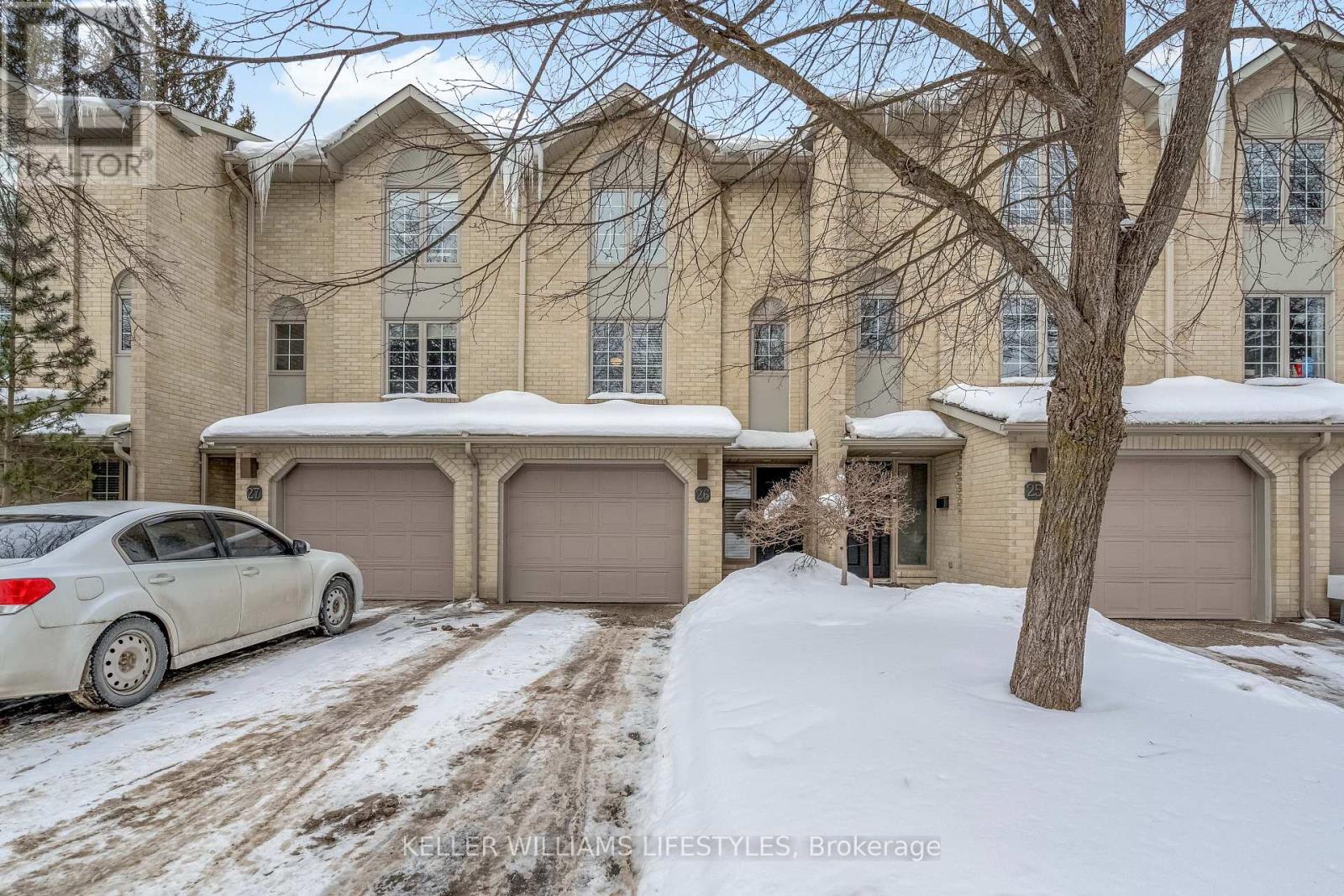 26 - 1399 COMMISSIONERS ROAD W, London South (South B)