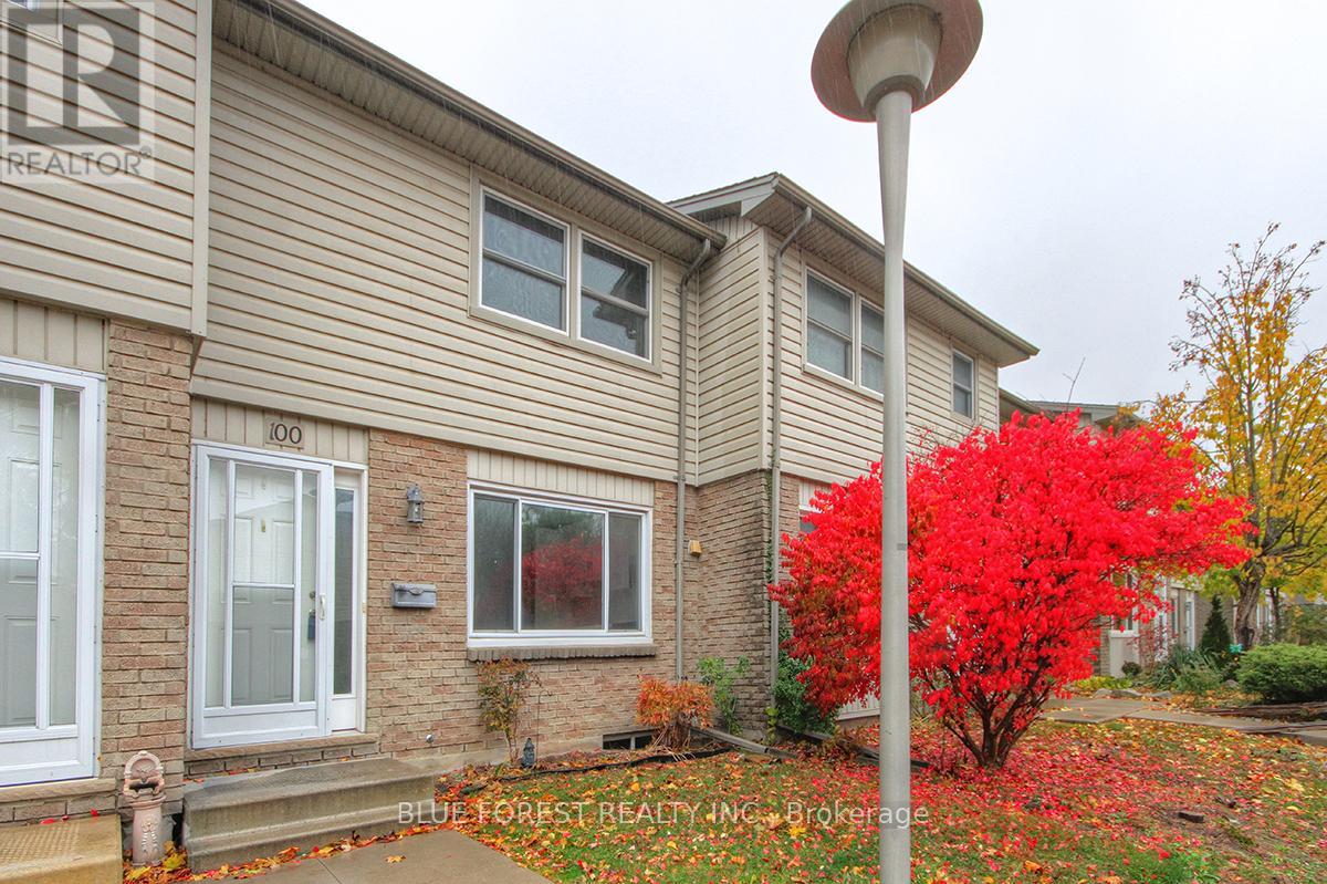 100 - 690 LITTLE GREY STREET, London East (East L)