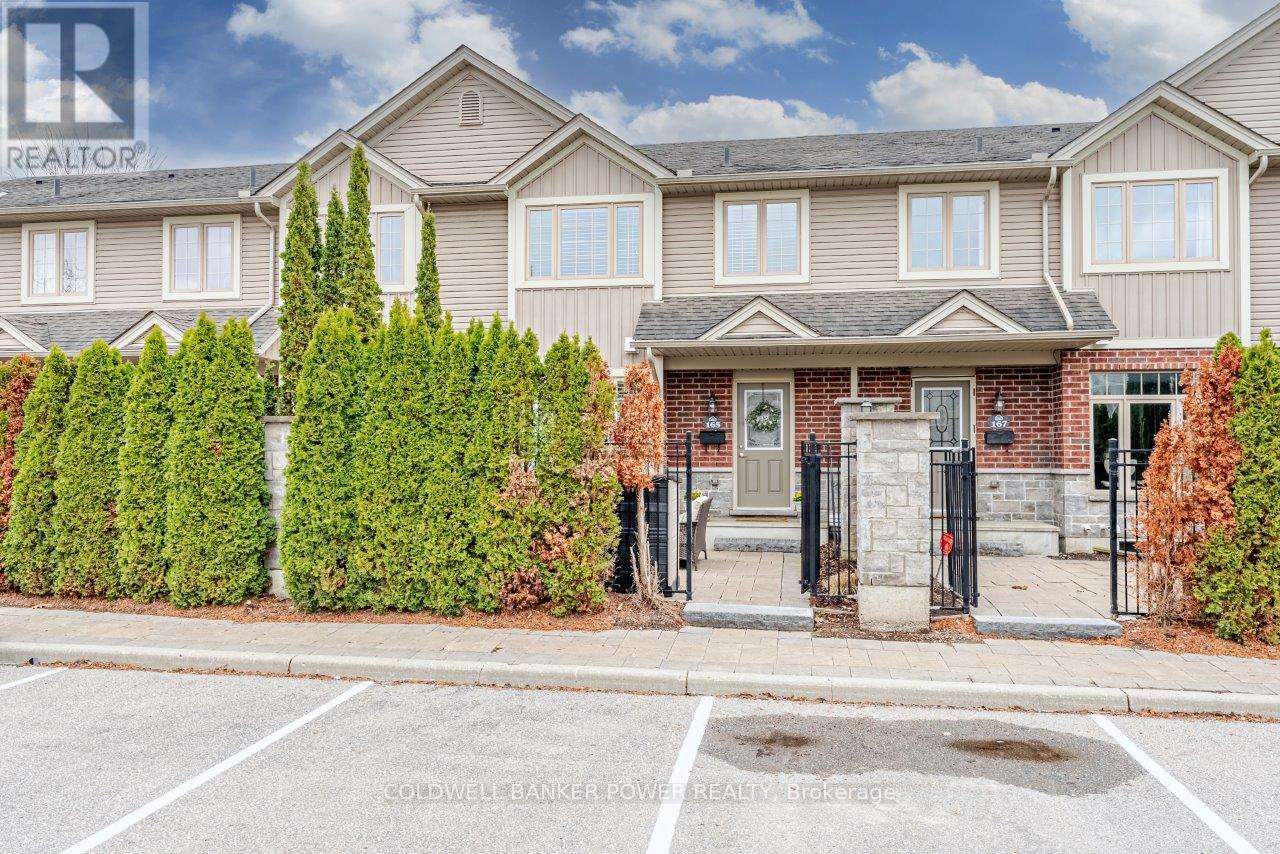 165 - 1010 FANSHAWE PARK ROAD E, London North (North C)