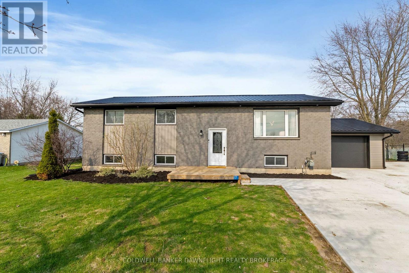 17 HAWTHORN CRESCENT, North Middlesex (Nairn)