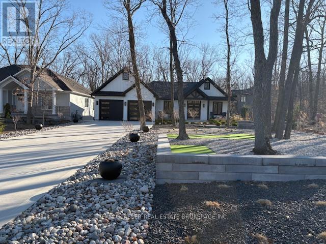 10143 PINERY BLUFFS ROAD, Lambton Shores (Grand Bend)