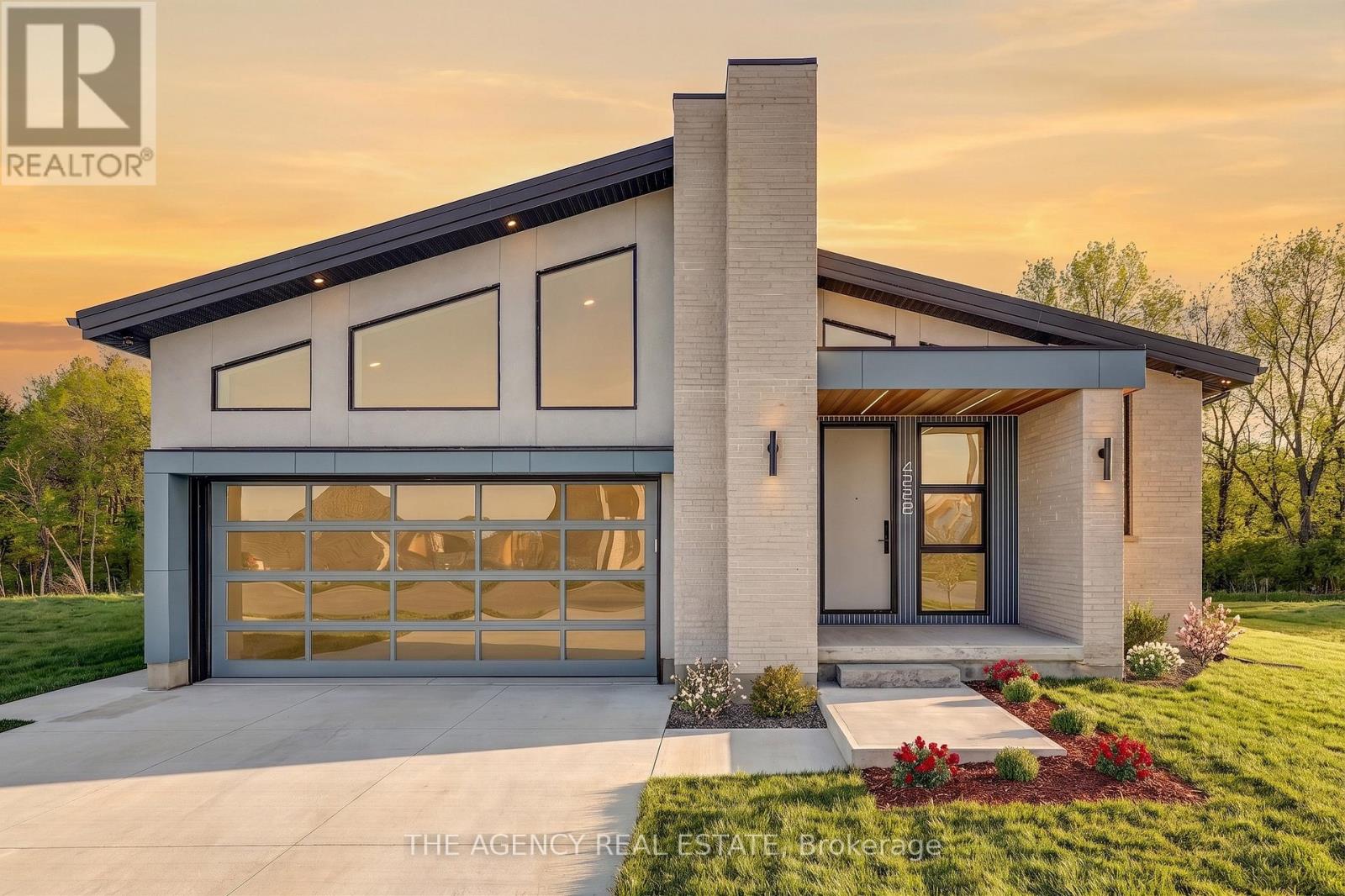 4228 FALLINGBROOK ROAD, London South (South V)