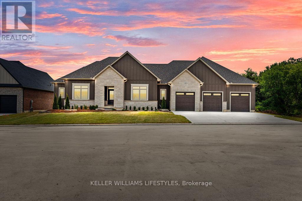 52 EAST GLEN DRIVE, Lambton Shores (Arkona)