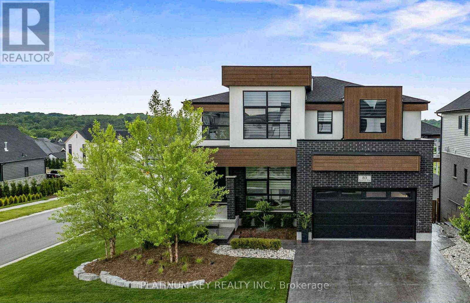 83 DAVENTRY WAY, Middlesex Centre (Kilworth)