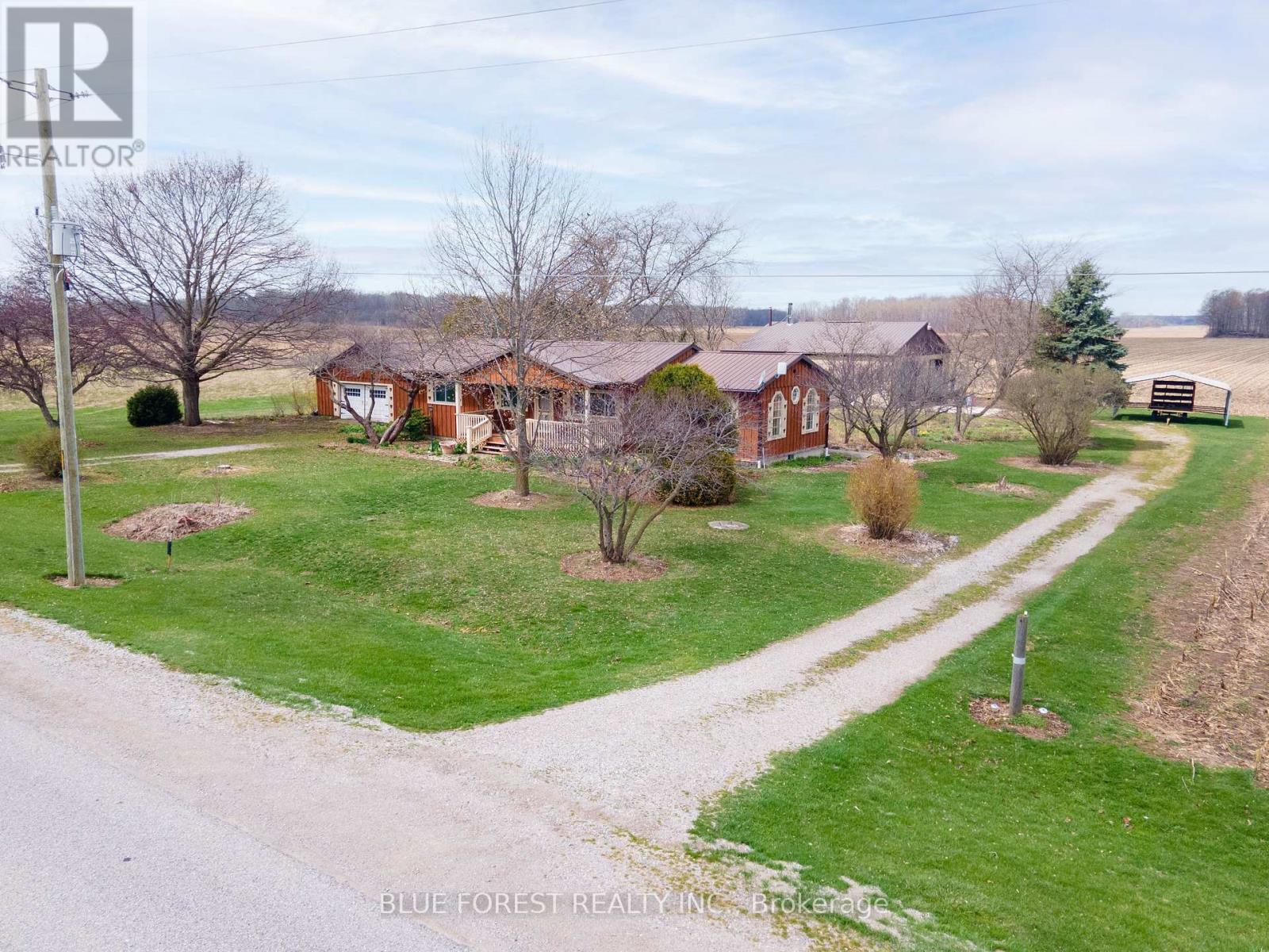 21698 JOHNSTON LINE, West Elgin