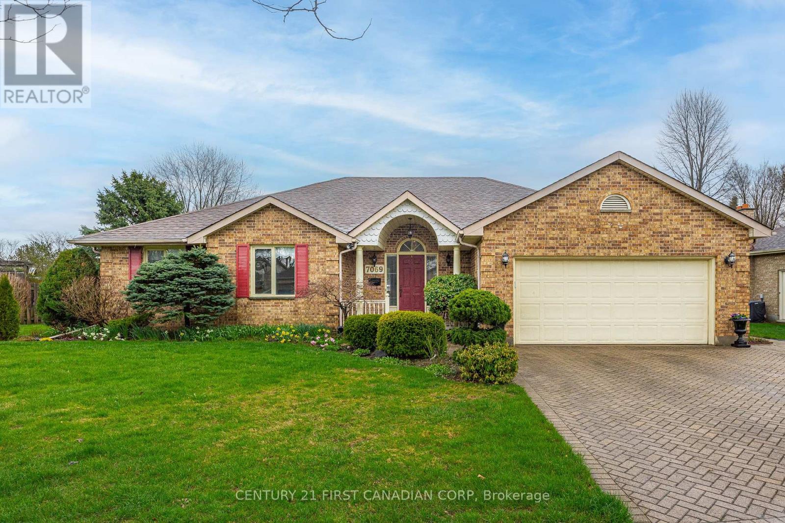 7069 DIANE CRESCENT, London South (South V)