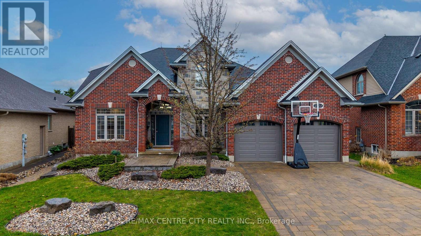 2114 RIVERBEND ROAD, London South (South A)