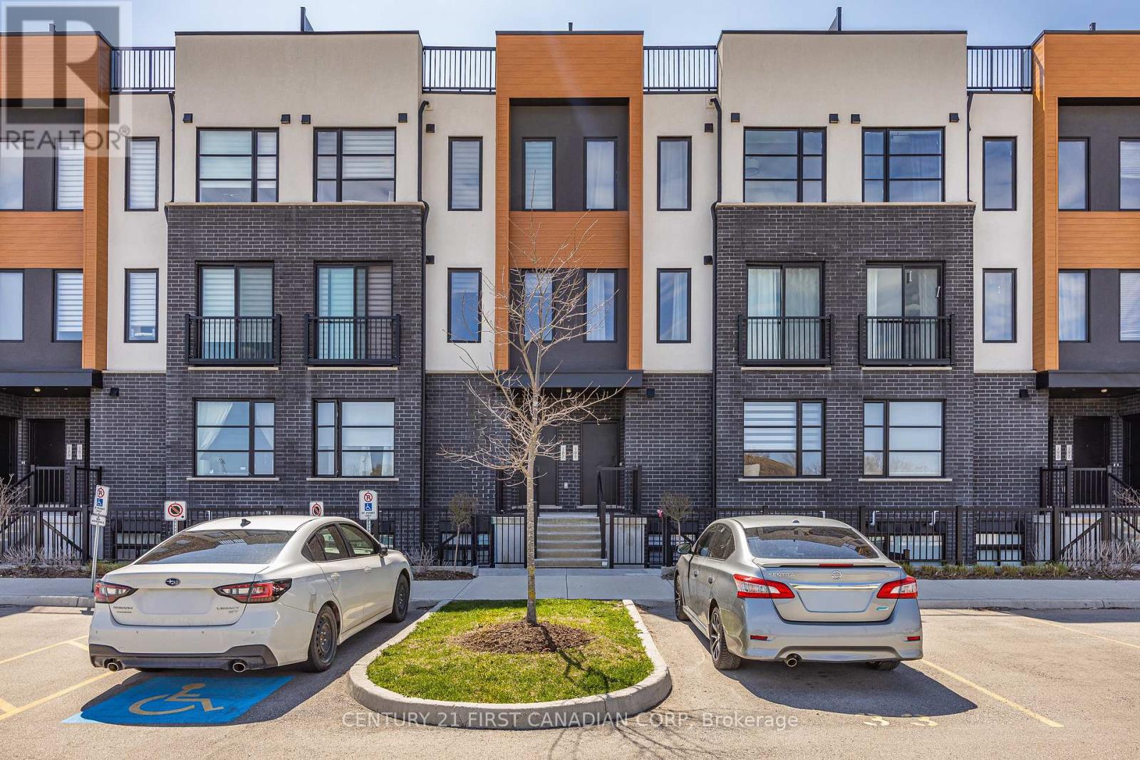 187 - 3900 SAVOY STREET, London South (South V)