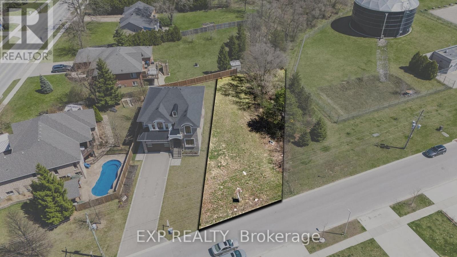 187 QUEEN STREET, Middlesex Centre (Komoka)