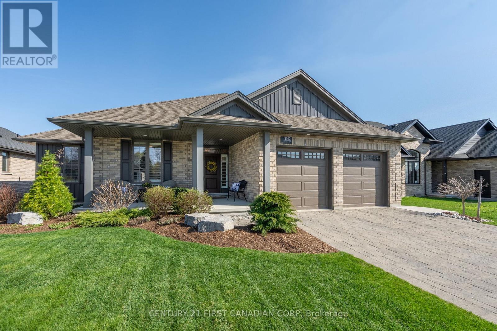2012 LOCKWOOD CRESCENT, Strathroy-Caradoc (Mount Brydges)