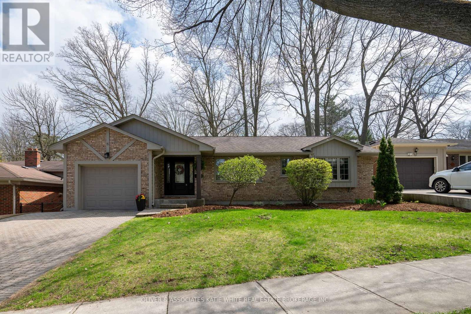 53 TIMBER DRIVE, London South (South B)