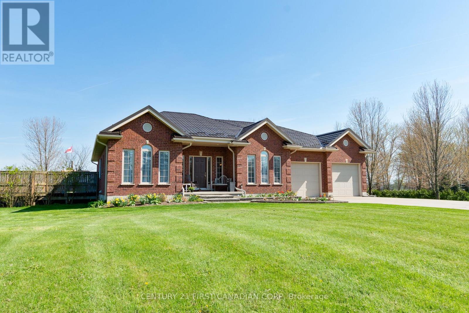 653 PETER STREET, Strathroy-Caradoc (Melbourne)