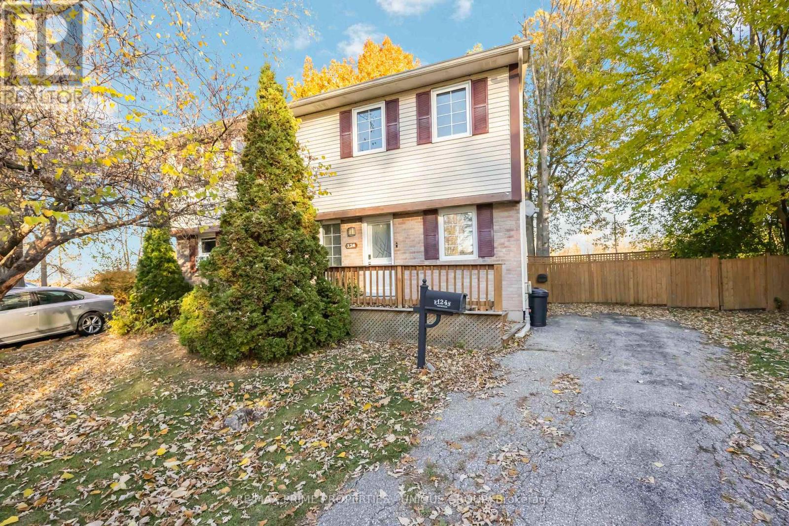 124 FAIRVIEW PLACE, Sarnia