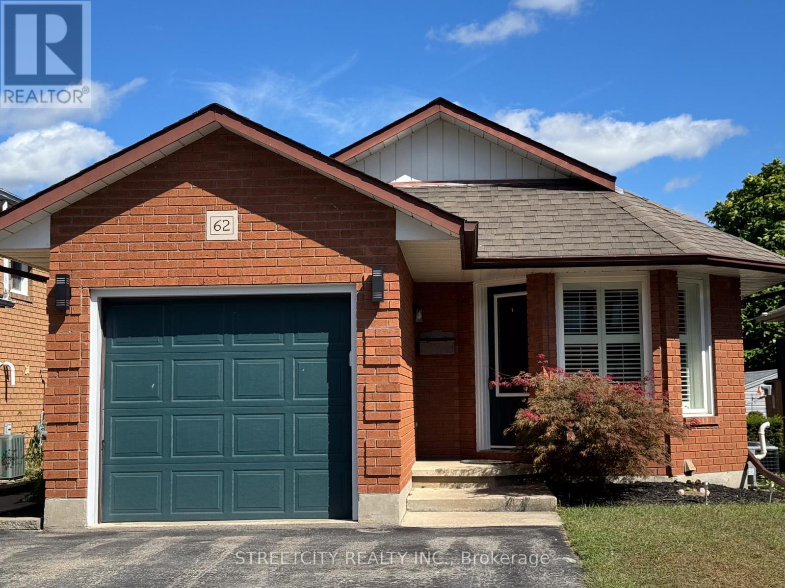 62 KARA LANE, Tillsonburg