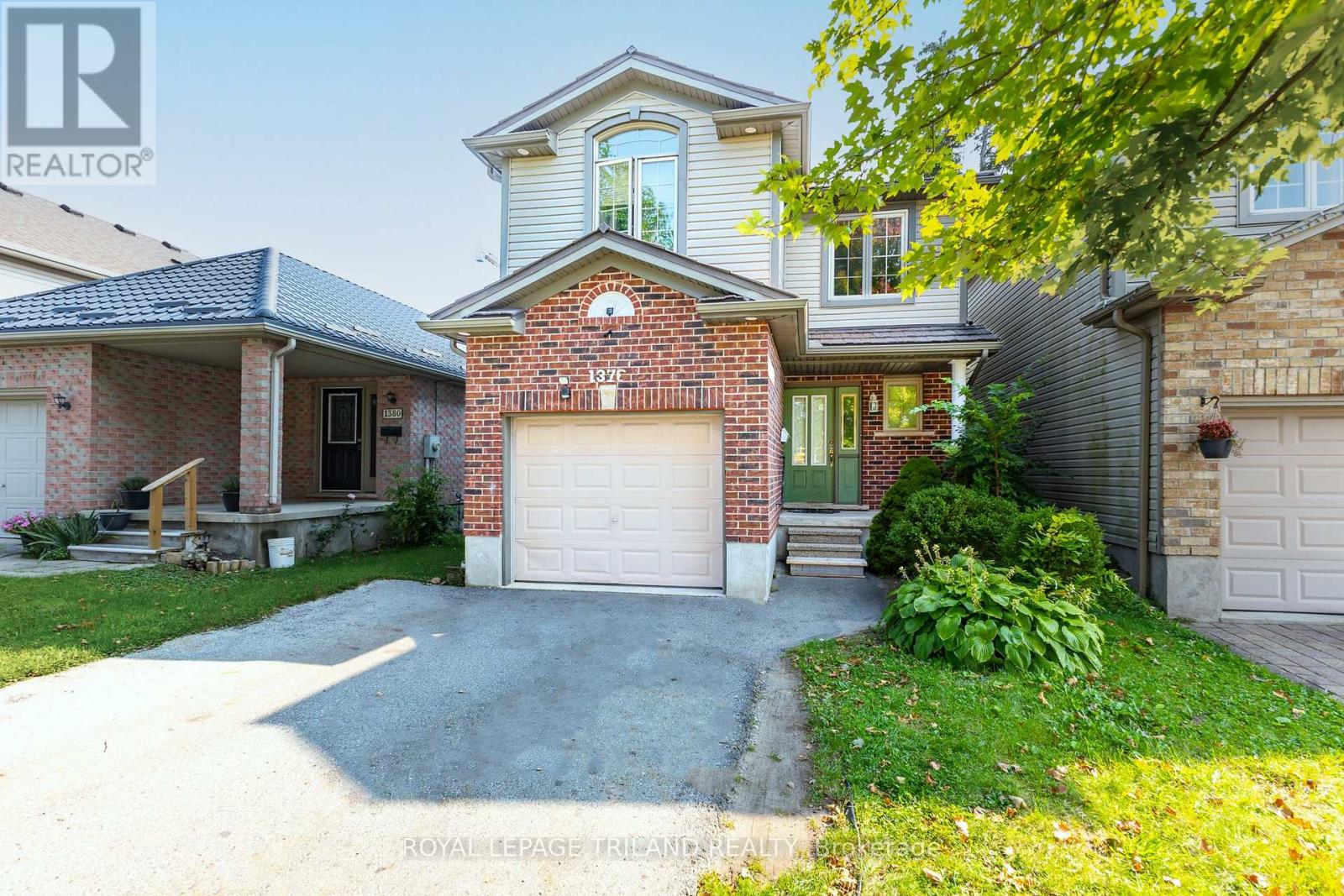 1376 ASPENRIDGE CRESCENT, London