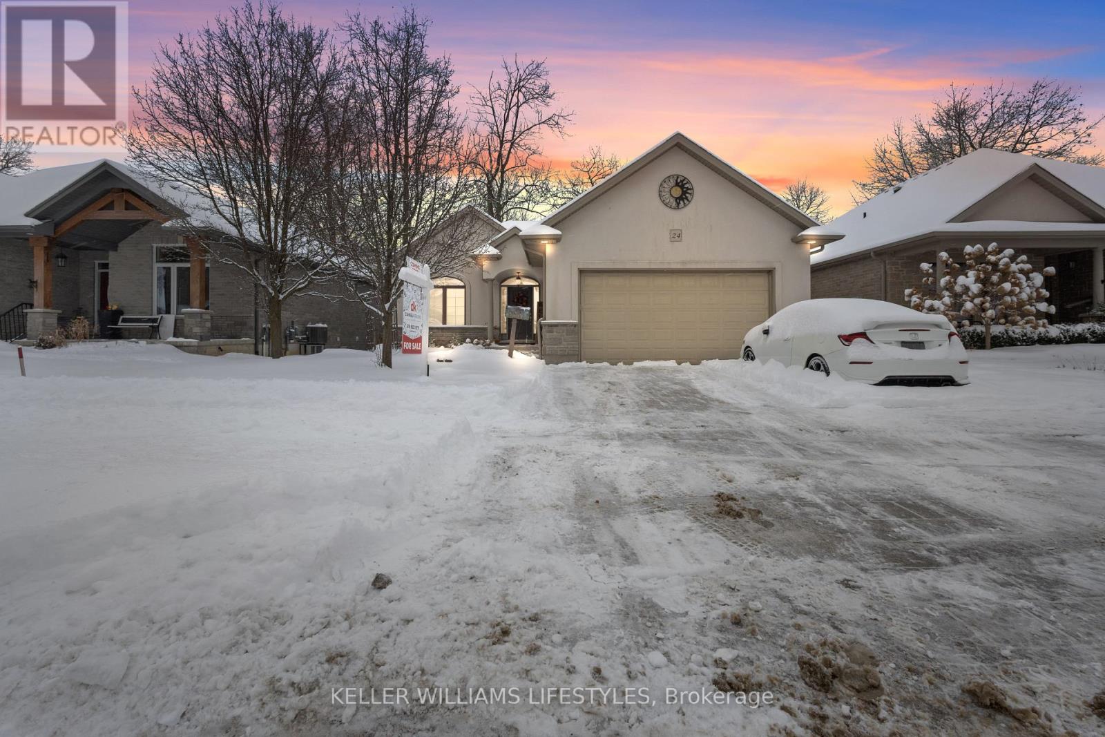 24 ASHBY CRESCENT, Strathroy-Caradoc (SW)