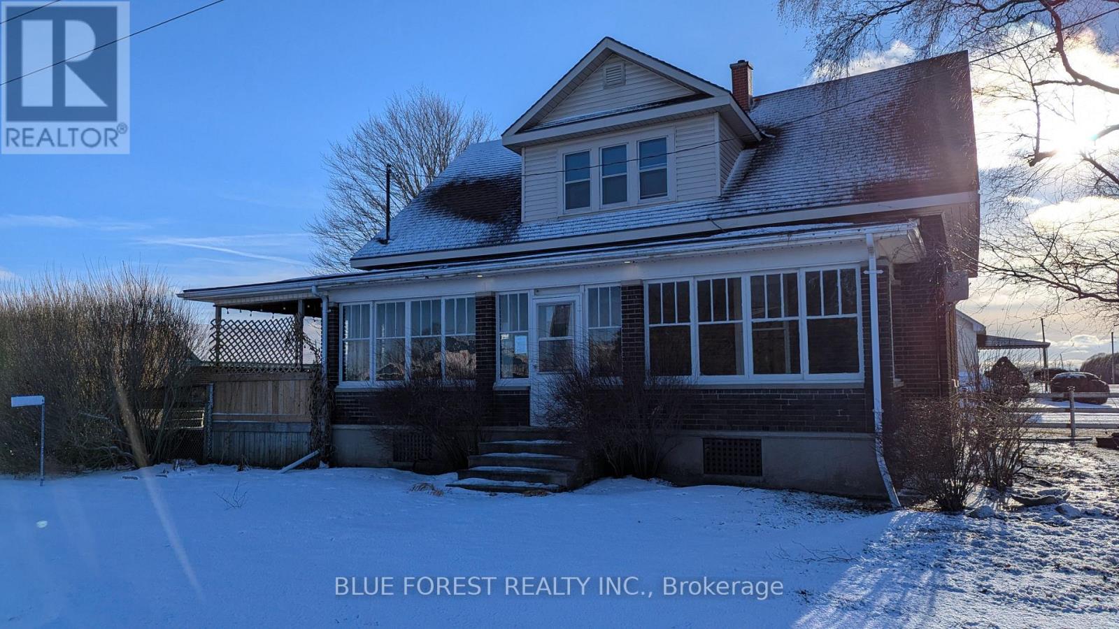 22461 DUNDONALD ROAD, Southwest Middlesex (Glencoe)