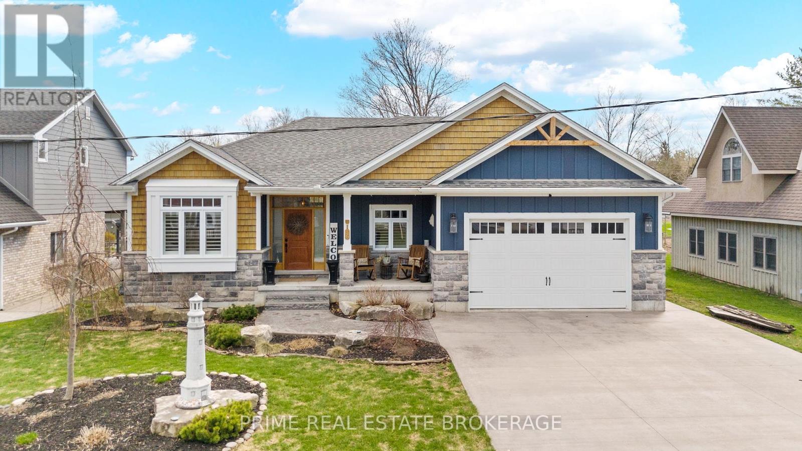 36 GREEN ACRES CRESCENT, Lambton Shores (Grand Bend)
