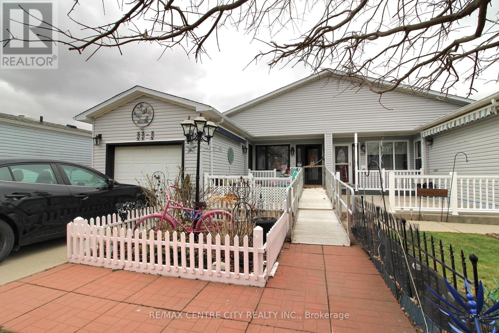 11 STEWART STREET, Strathroy Caradoc (SE)