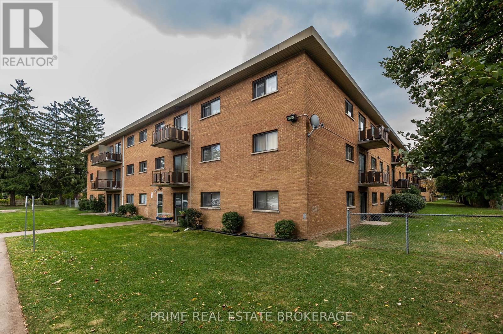 201 - 1825 WHITNEY STREET, London East (East H)